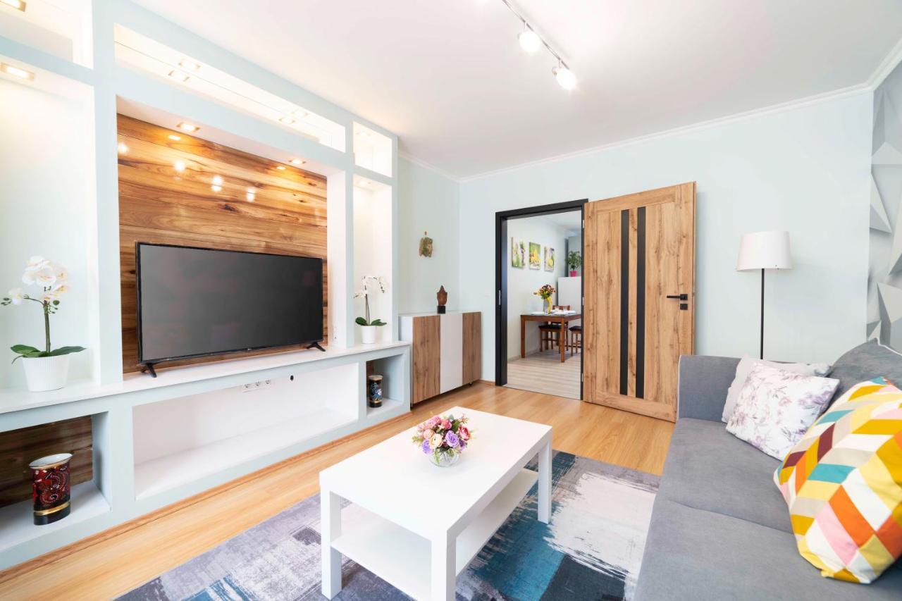 Comfort 66 - Real-Life 3-Room Family Stay With 4 Beds Мишкольц Экстерьер фото